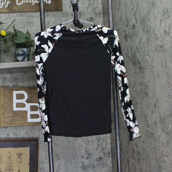 Volcom Inc Juniors Midnight Lily Long-Sleeve Rashguard O0312500 Black S - Picture 2 of 7